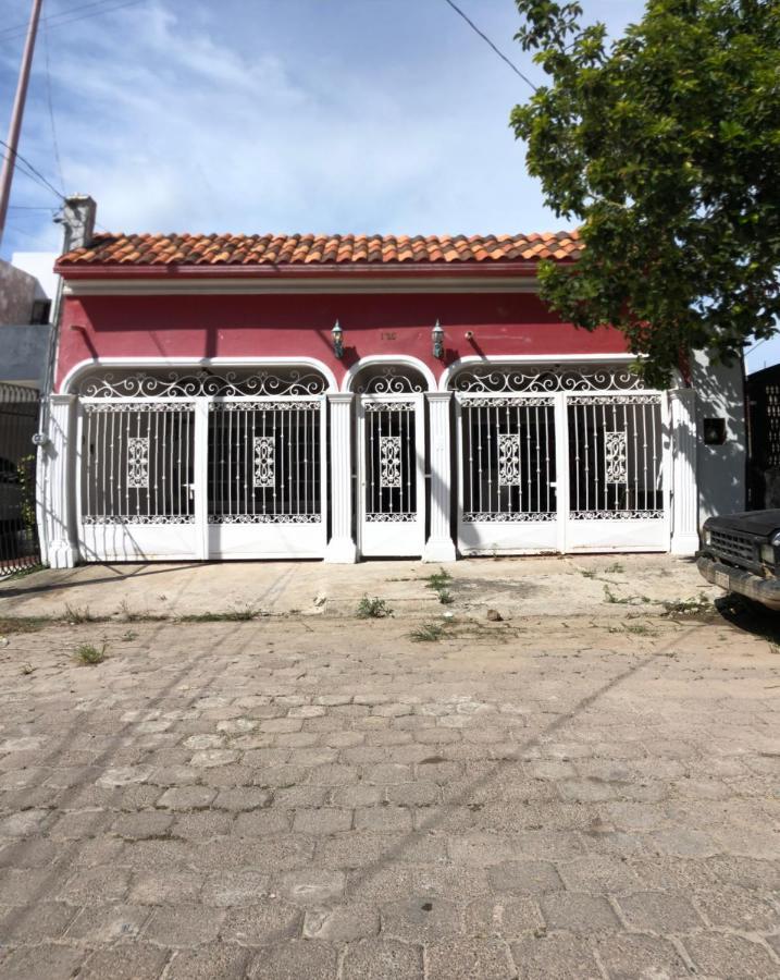 Mini Hostal Cultural De Mazatlán Eksteriør billede